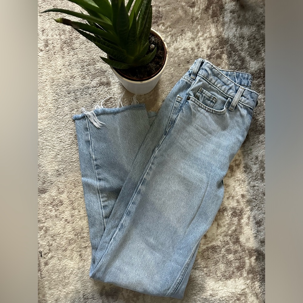 ZARA Raw Hem Straight Leg High Waist Jeans